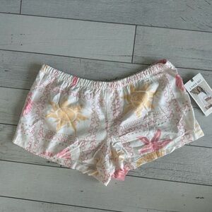 Cali 1850 White and Tan shorts